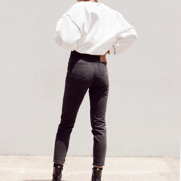 princess polly // zaiden straight leg jeans - Picture 6 of 9